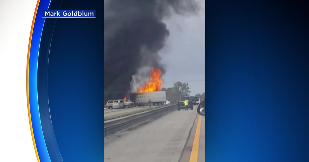 7 Killed After Fiery Crash Fuel Spill On Florida Highway Cbs Miami