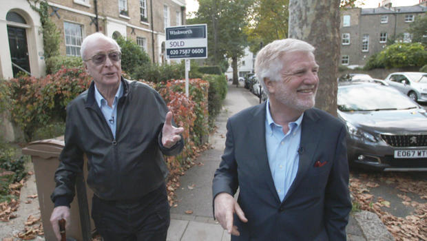michael-caine-with-mark-phillips-walk-in-london-620.jpg 