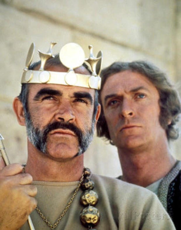 the-man-who-would-be-king-sean-connery-michael-caine-allied-artists-465.jpg 