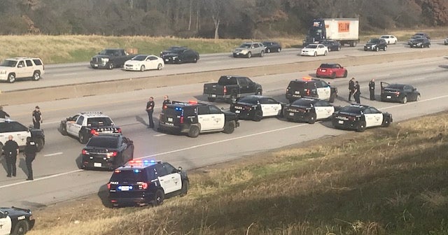 Police Chase, Standoff On I-30 In Fort Worth Ends Peacefully - CBS Texas