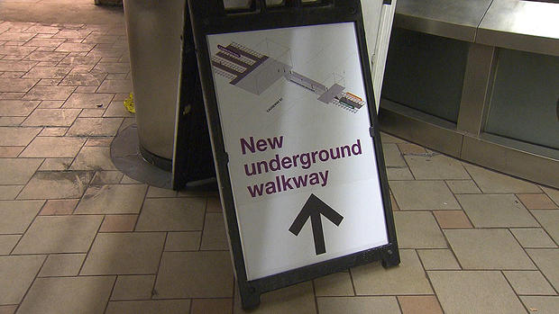 td garden tunnel sign 