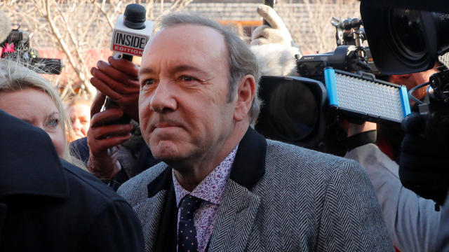 Actor Kevin Spacey arrives to face a sexual assault charge at Nantucket District Court in Nantucket, Massachusetts, Jan. 7, 2019. 