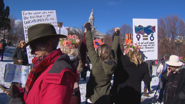 womens-march-mha-raw-01-concatenated-111707_frame_11360.png 