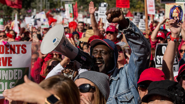 Los Angeles Teachers Reach Tentative Strike Settlement 