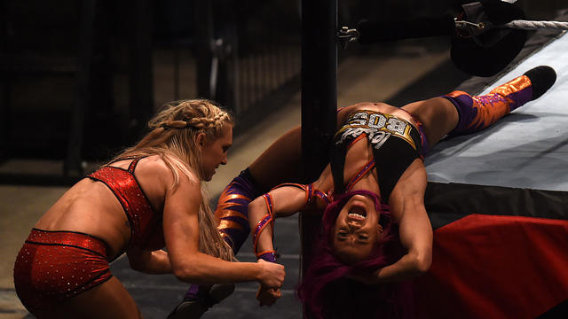 charlotte-flair-sasha-banks.jpg 