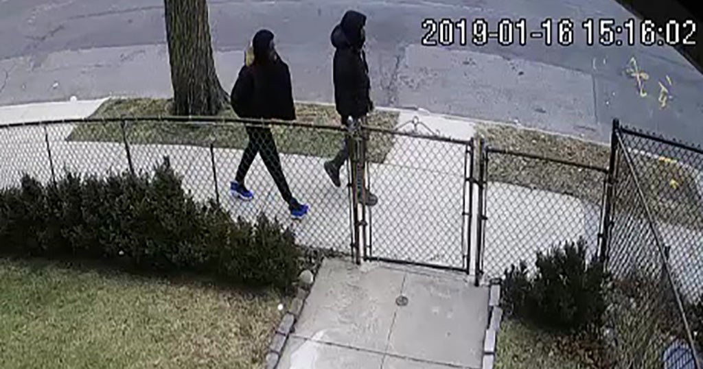 12YearOld Boy Robbed At Gunpoint In The Bronx CBS New York