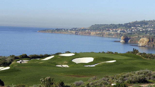 Donald Trump Unveils The "Trump National Golf Club" 