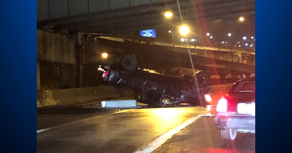 Early Morning Crash Closes Parkway East CBS Pittsburgh