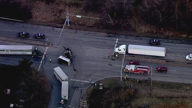 0204crash.jpg 