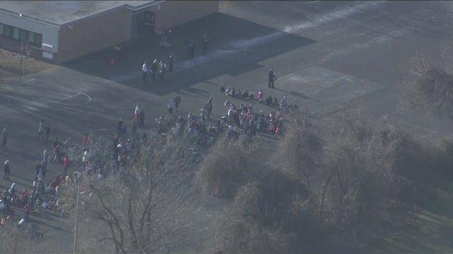 hoover-elementary-school-evacuated.jpg 
