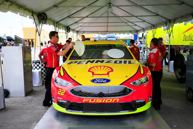 Monster Energy NASCAR Cup Series Ford EcoBoost 400 - Practice 