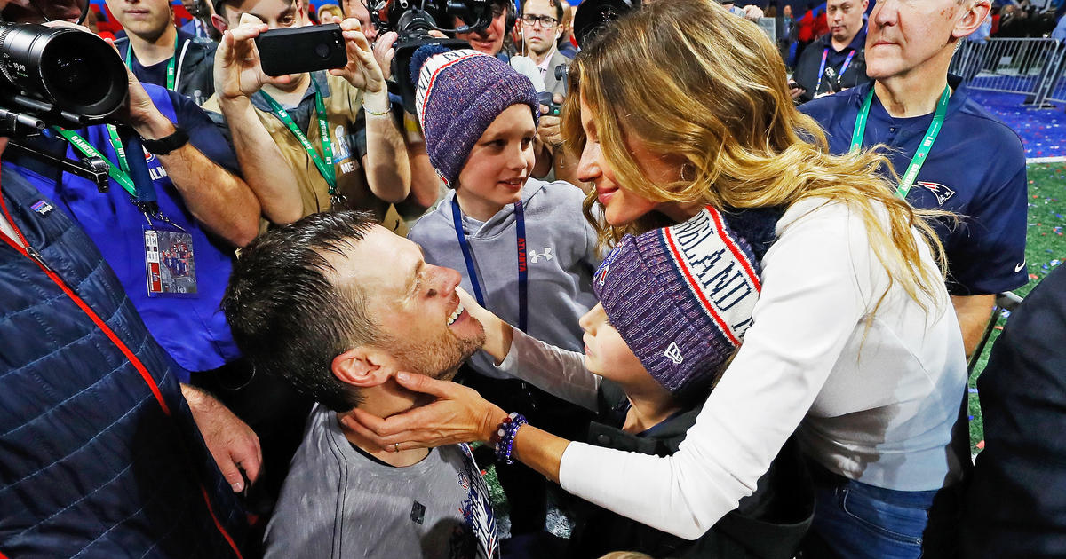 Pats fan has a Tom Brady jersey with Gisele Bundchen's name on it