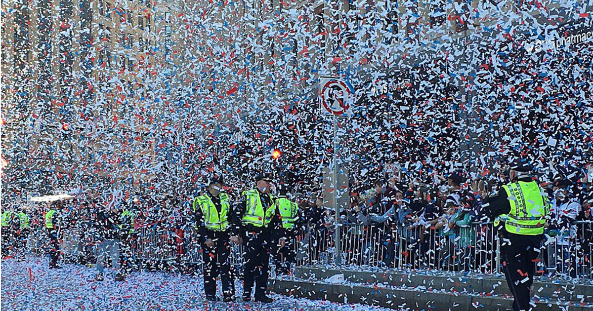 A shirtless David Andrews was at the center of the Patriots' Super Bowl  parade