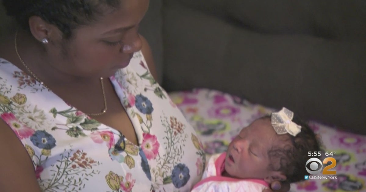 Home Alone Mom Delivers Baby Girl By Herself In New Jersey - CBS New York