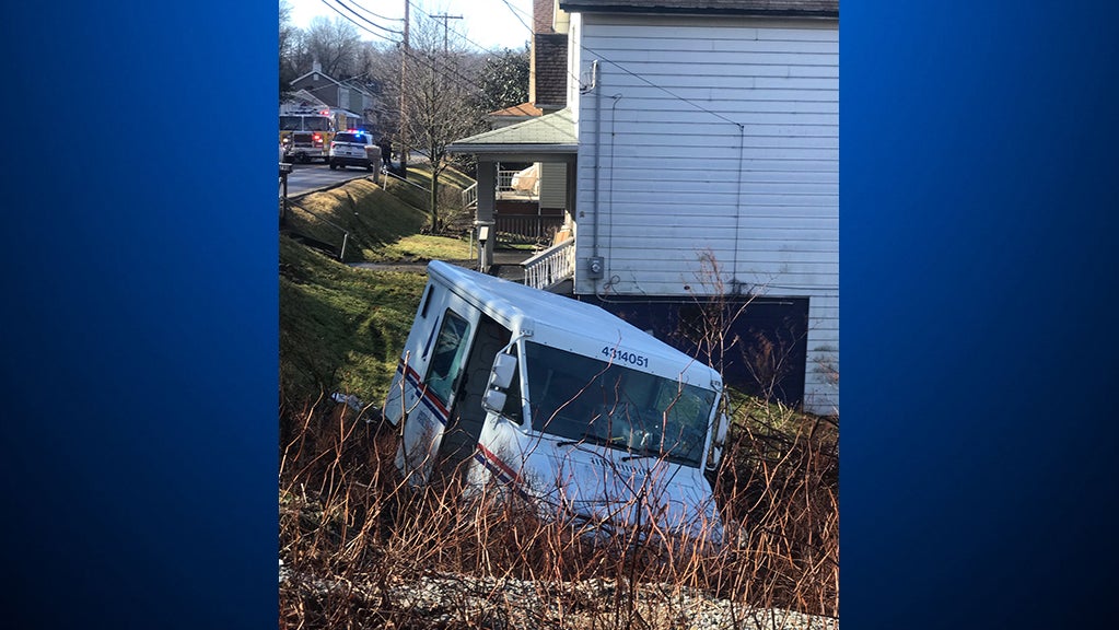 Mail Carrier Dies After Suffering Medical Emergency, Crashing Mail