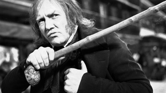 ALBERT FINNEY AS SCROOGE 