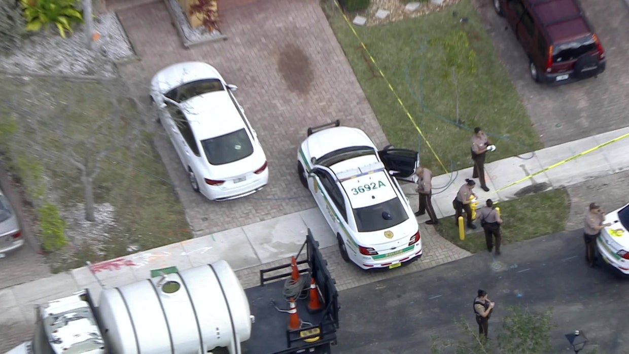 Elderly Woman Dies After Being Stabbed In Domestic Dispute In SW Miami ...