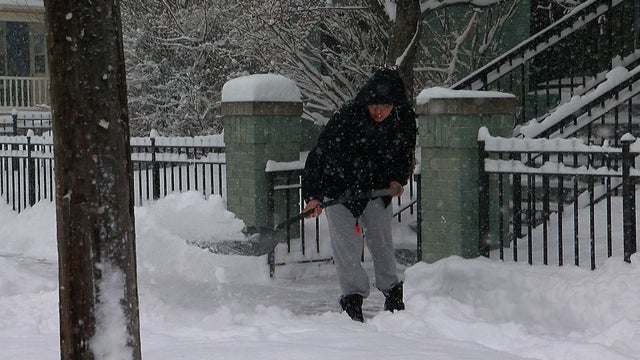 snow-shoveling-winter.jpg 