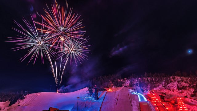 Steamboat Fireworks elliot lawrence pic copy 