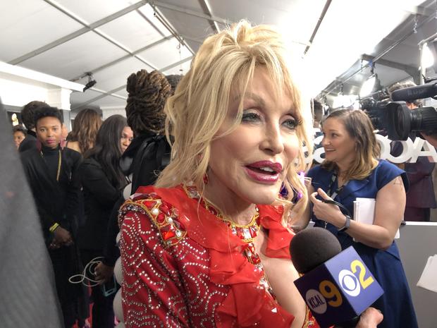 dolly-parton.jpg 