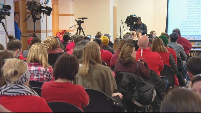 DPS STRIKE_frame_221 