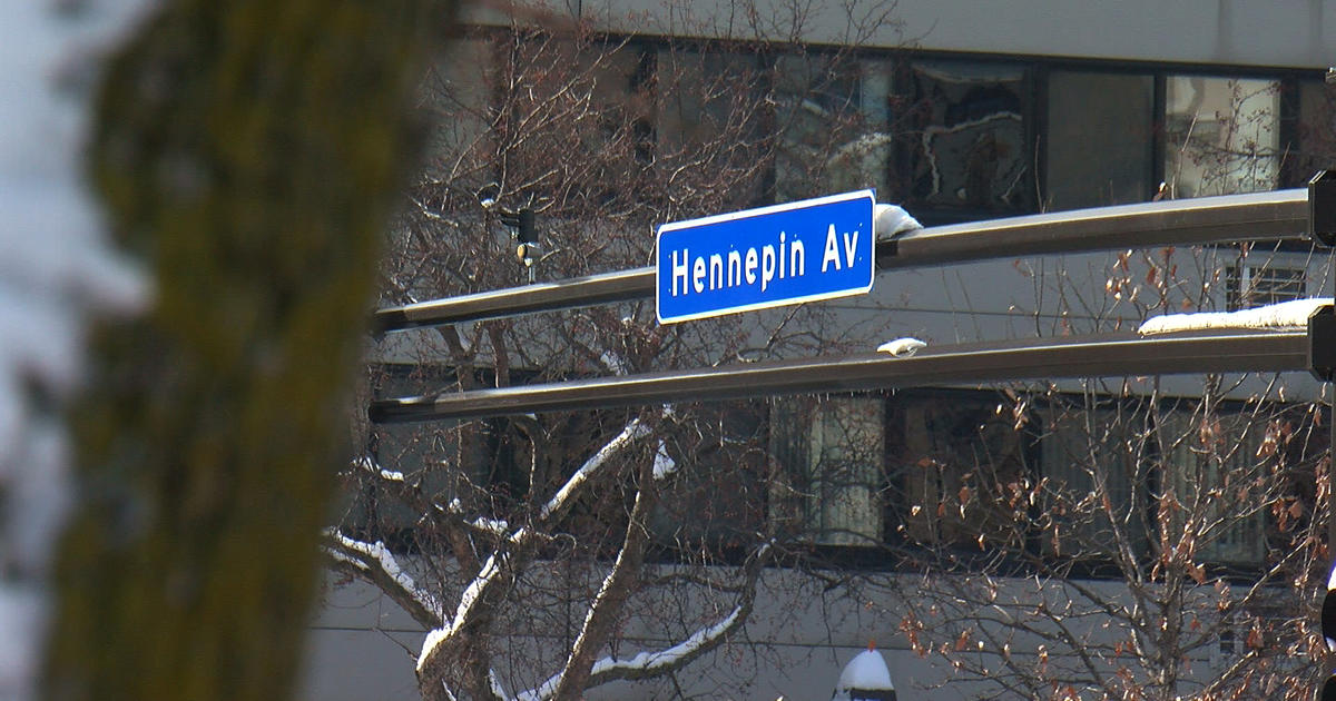 WCCO Reporter Reg Chapman Witnesses Gunshot Fired On Hennepin Avenue