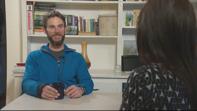 MOUNTAIN LION ATTACK 10PKG_frame_511 