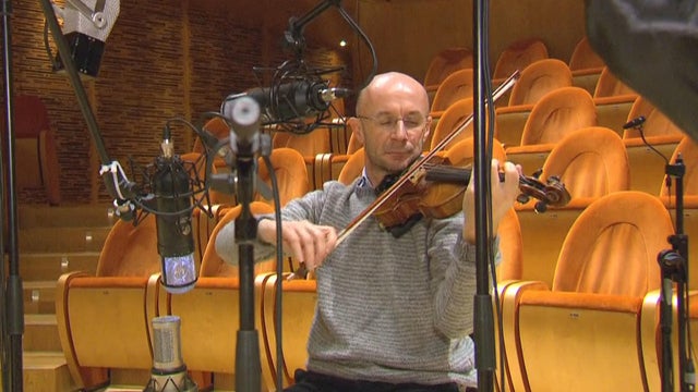 fausto-cacciatori-plays-the-vesuvio-stradivarius-violin-promo.jpg 