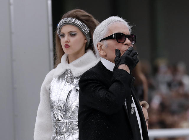 Karl Lagerfeld Dead: Celebrities Pay Tribute On Social Media