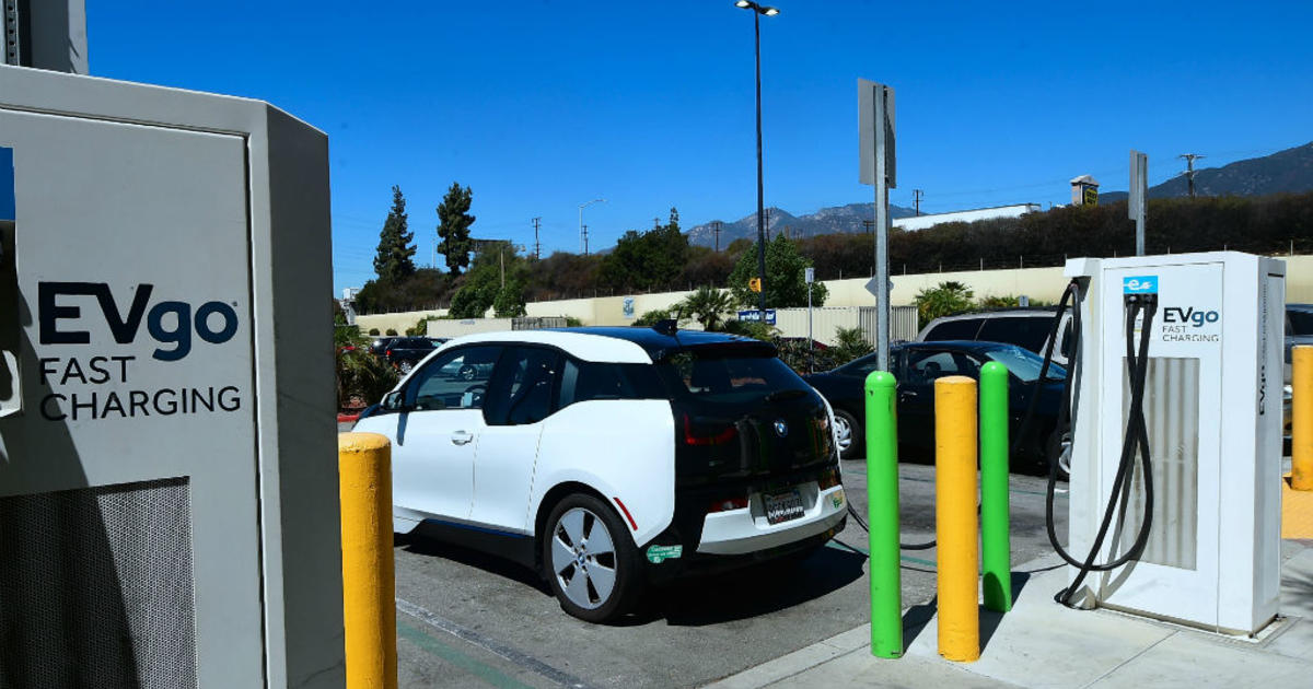 California Cuts Electric Car Rebates Drops Luxury Models CBS San 