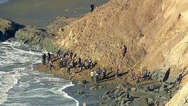 Cliff collapse at Fort Funston in San Francisco. (CBS) 