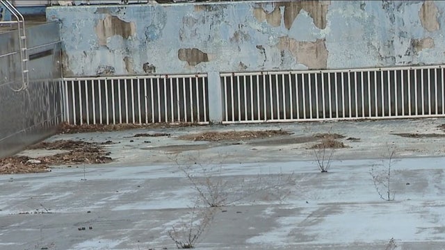 beaver-falls-wave-pool.jpg 