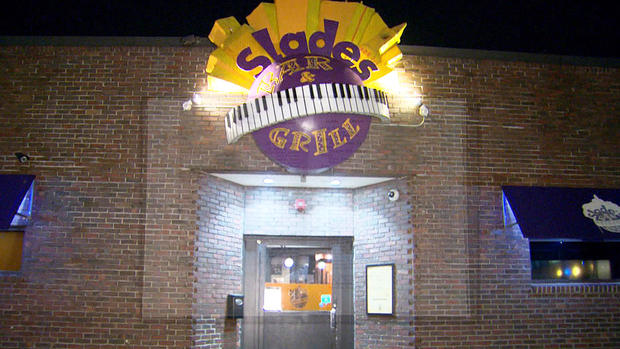 Slade's Bar and Grill 