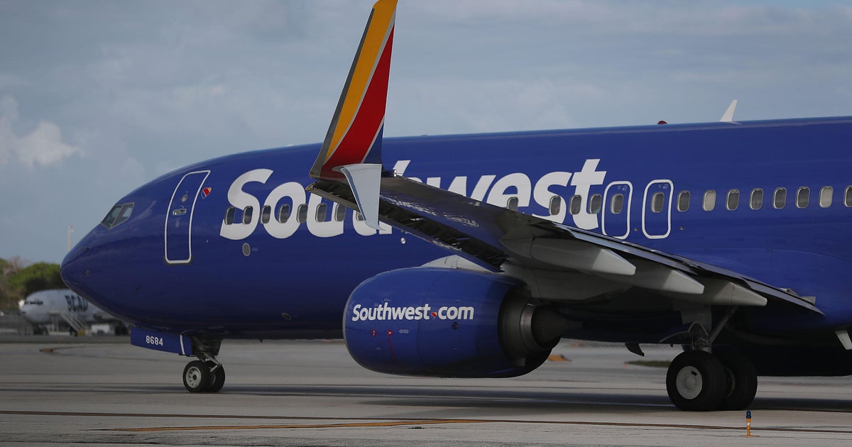 Southwest cancels more than 1,000 weekend flights CBS News