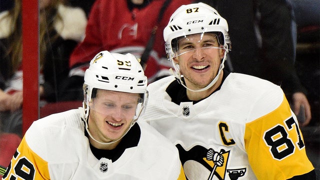 jake-guentzel-sidney-crosby.jpg 