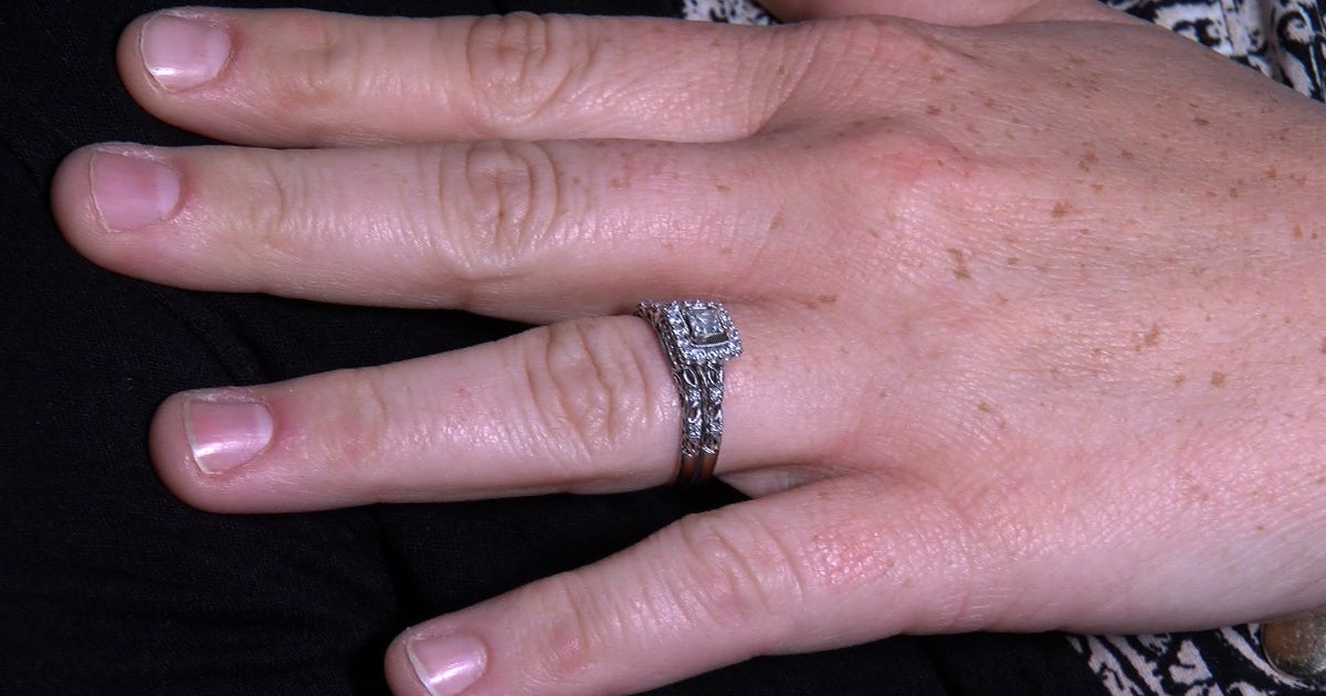 Woman Reunited With Lost Wedding Ring After Trip To Florida - CBS Minnesota