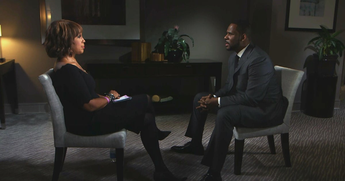 R. Kelly says parents of the women he lives with handed their daughters ...