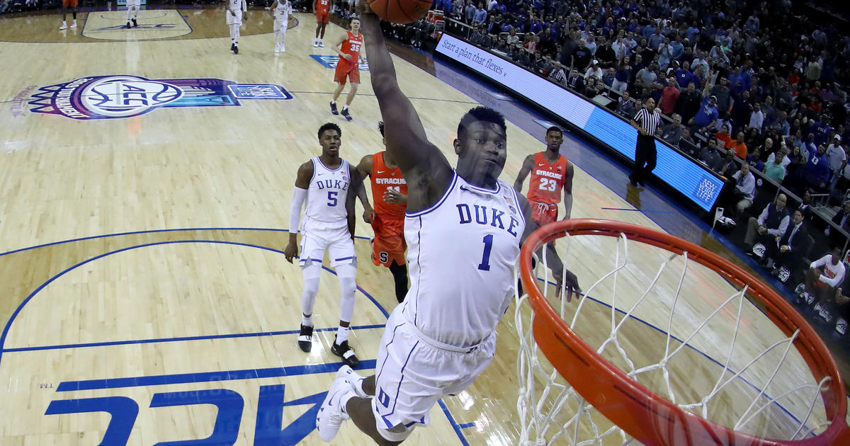 Nike promises to investigate why Duke star Zion Williamson's shoe fell  apart resulting in injury - ABC News