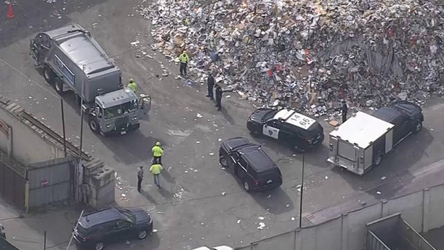 recycling-truck-explosion-oakland.jpg 
