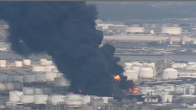 cbsn-fusion-deer-park-texas-chemicals-facility-fire-shelter-in-place-lifted-benzene-thumbnail-1810150-640x360.jpg 