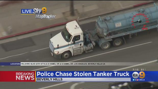 Police Chase Through Beverly Hills 