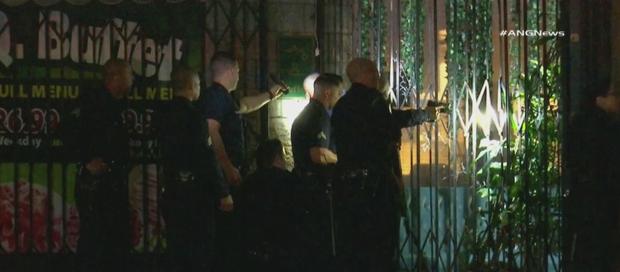 Police Use Bolt Cutters To Reach Trapped Hollywood Burglar 