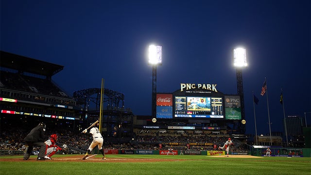pirates-cardinals.jpg 