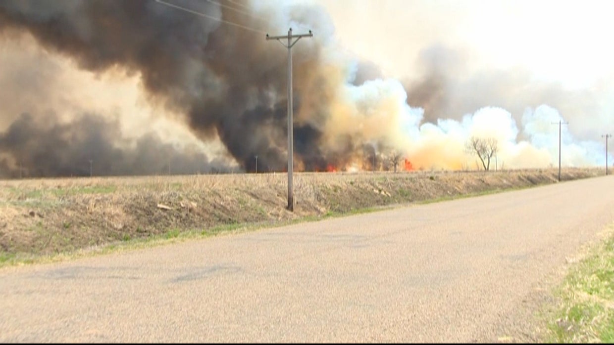 Fire Crews Battle Wildfire Burning In Southeast Colorado CBS Colorado