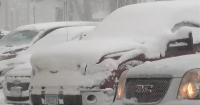 Spring blizzard batters the Midwest - CBS News