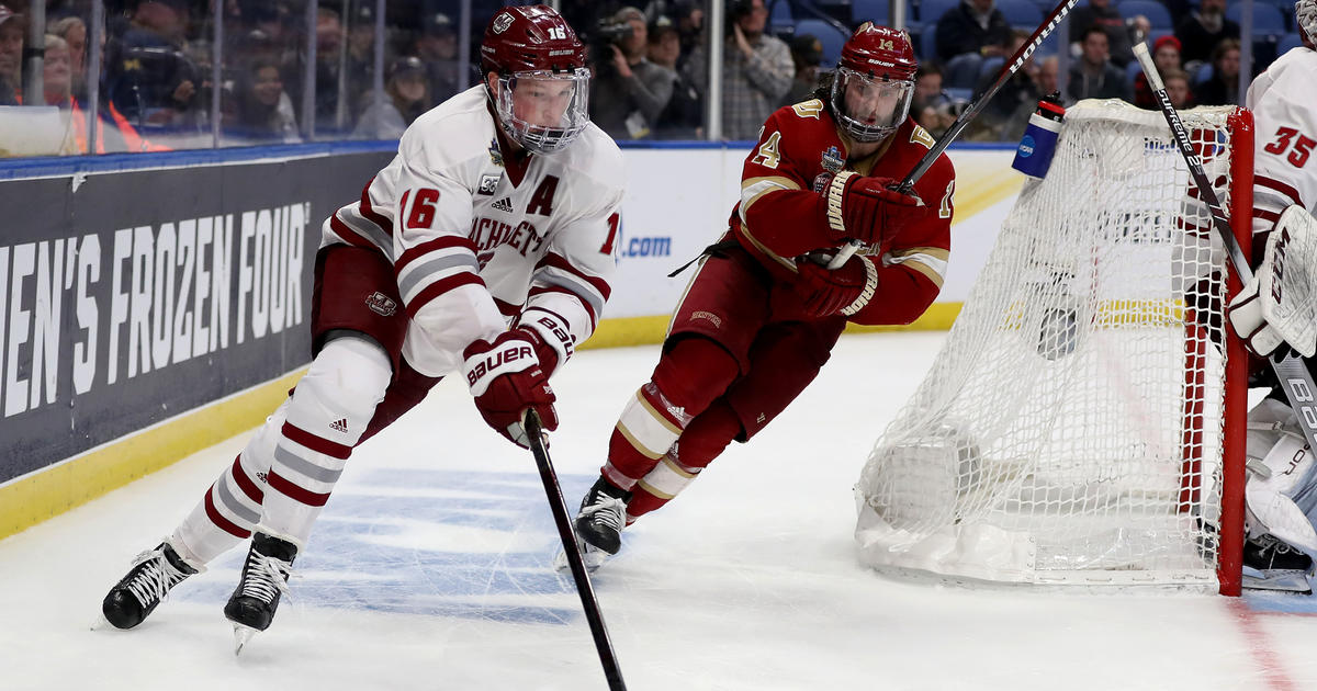 Cale Makar signs extension: Colorado Avalanche, former UMass star agree on  6-year, $56 million deal 