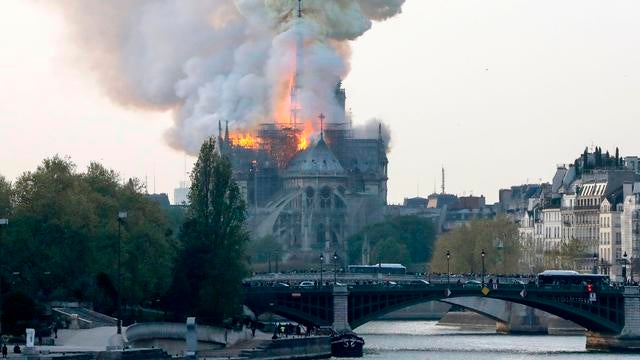 notre-dame-fire.jpg 