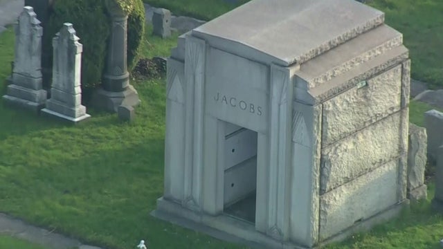 mausoleumdoors-1143839420.jpg 