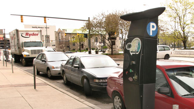 Detroit Rolls Out High Tech Parking Meters 