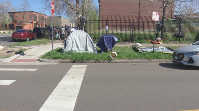 curtis-park-homeless-camp-10pkg_frame_558.jpg 